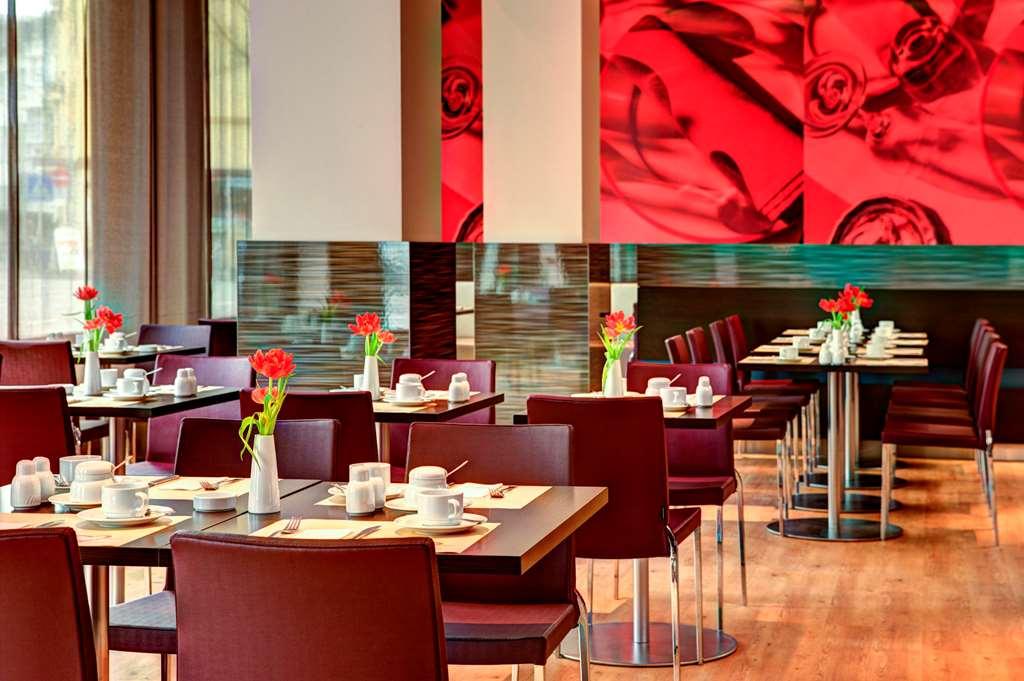 Intercityhotel Ulm Restaurante foto