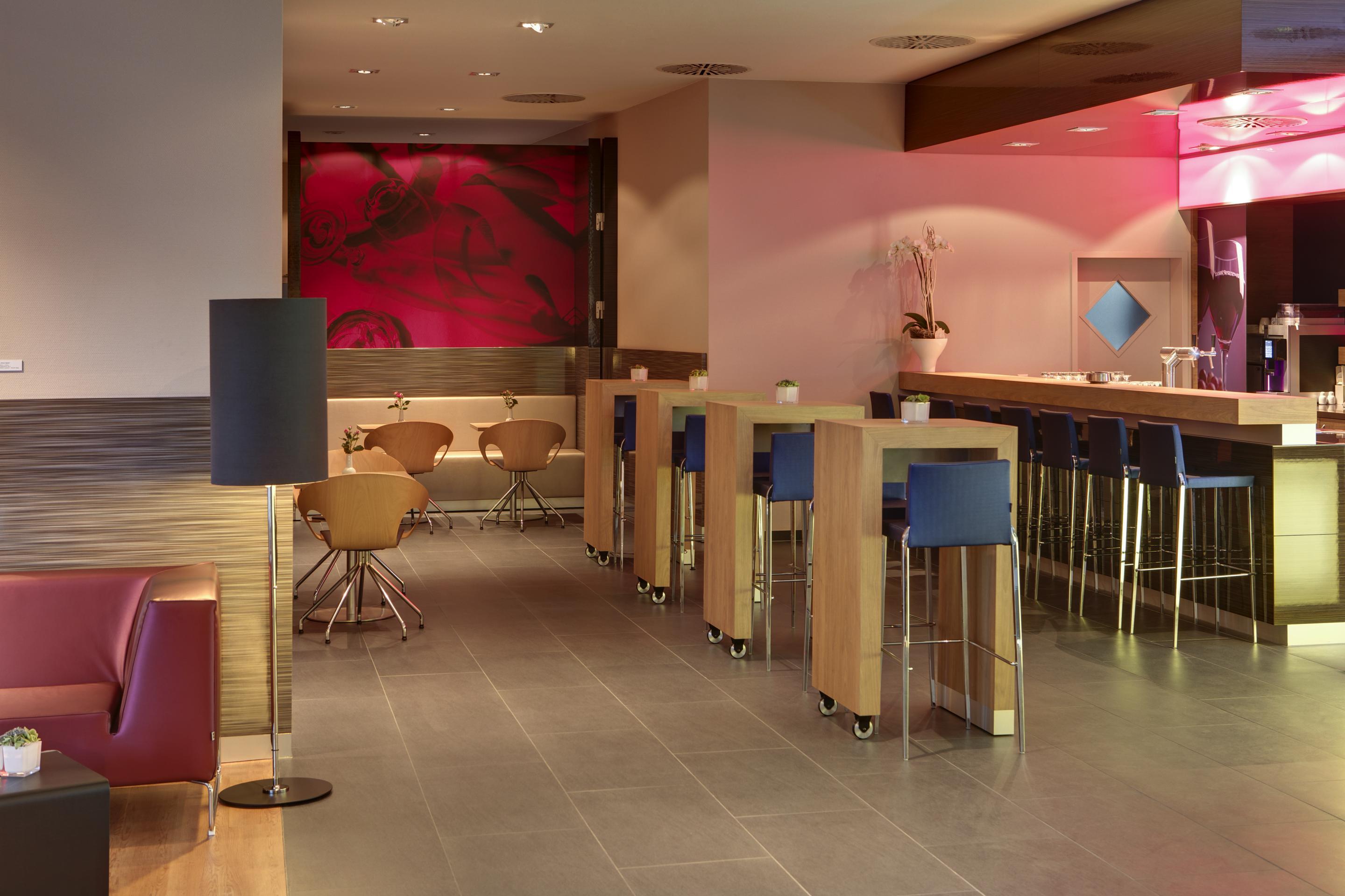Intercityhotel Ulm Restaurante foto